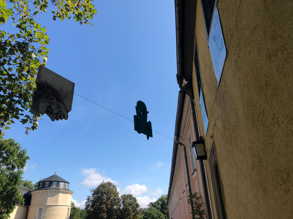 Schwebende Portraits